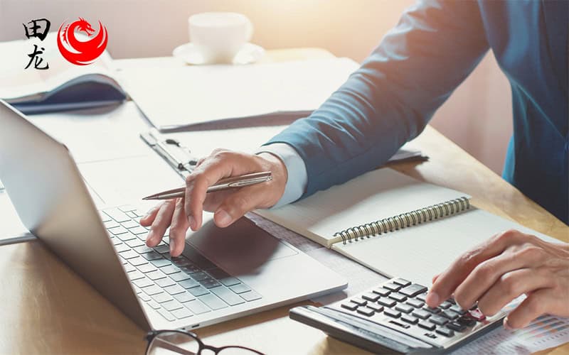An accountant working